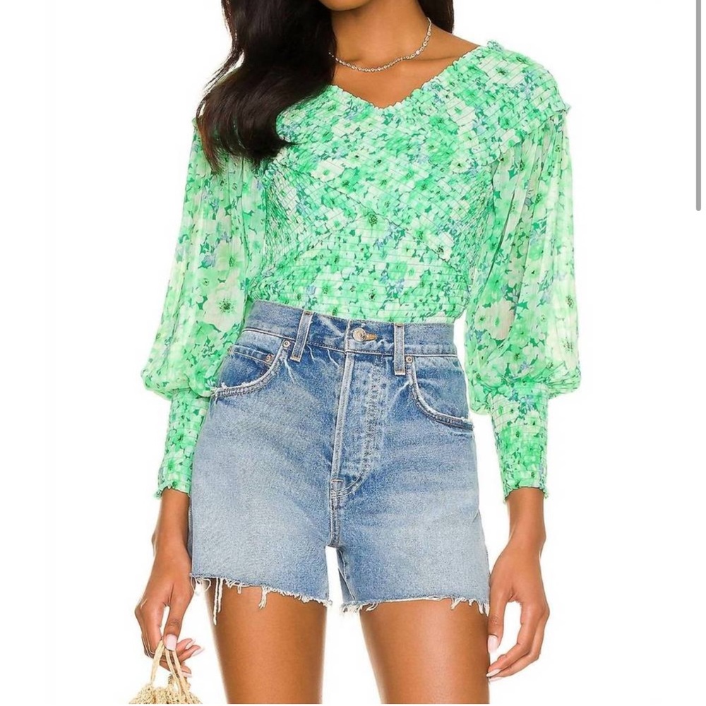 NEW BB DAKOTA wrapped up in you top in basil